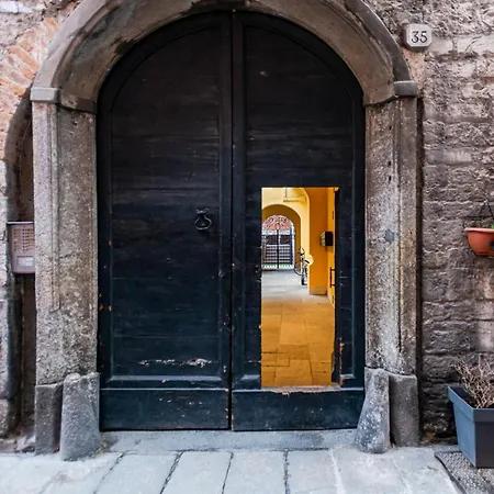 Tivano In Centro Storico * 코모